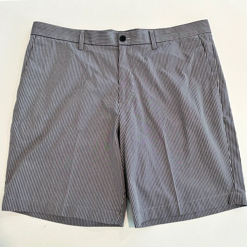 Banana Republic Aiden Chino Shorts Mens 38 Navy Blue Gray Striped Cotton Casual